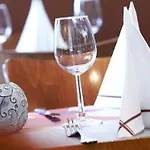 Campanile & Restaurant 3* ברדה