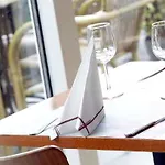 מלון Campanile & Restaurant ברדה