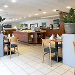 מלון Campanile & Restaurant ברדה