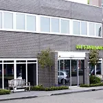 Campanile & Restaurant מלון 3*