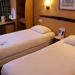 Campanile & Restaurant 3* ברדה