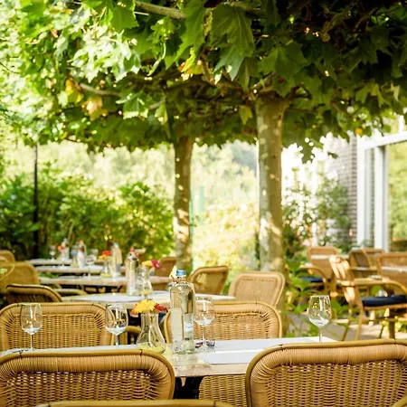 Campanile & Restaurant Hotel 3*