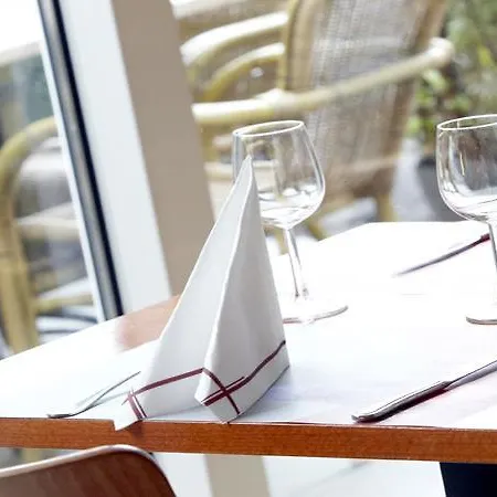 Hotel Campanile & Restaurant