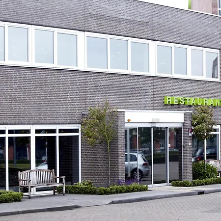 Campanile & Restaurant Hotel 3*