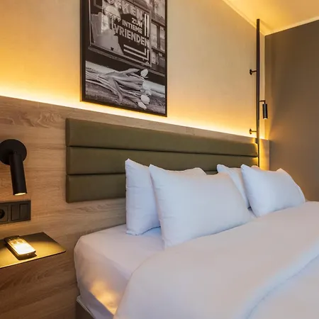 Campanile & Restaurant Hotel