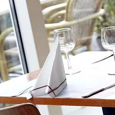 Hotel Campanile & Restaurant