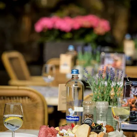 Campanile & Restaurant 3* Breda