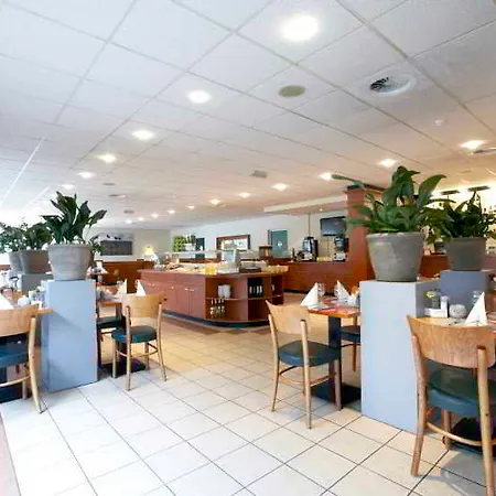 Campanile & Restaurant Hotel