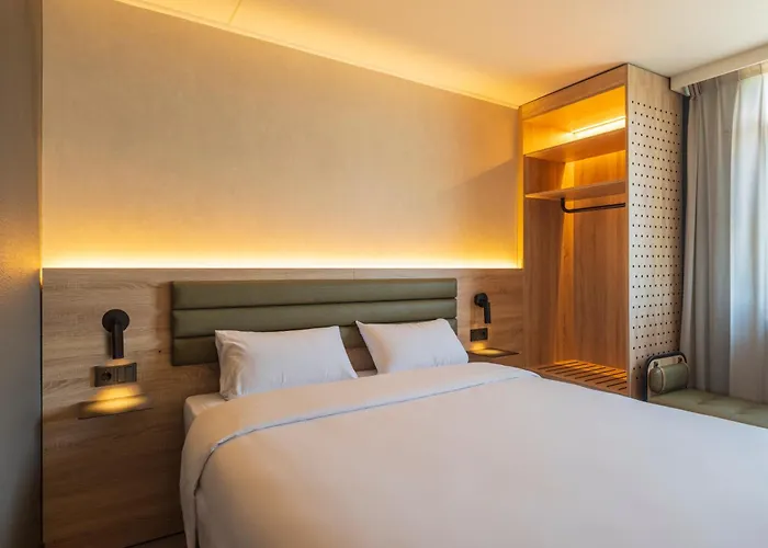 Campanile & Restaurant Breda