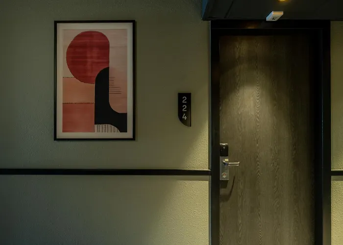 Campanile & Restaurant 3*