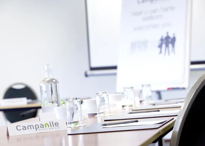 Hotel Campanile & Restaurant 3*