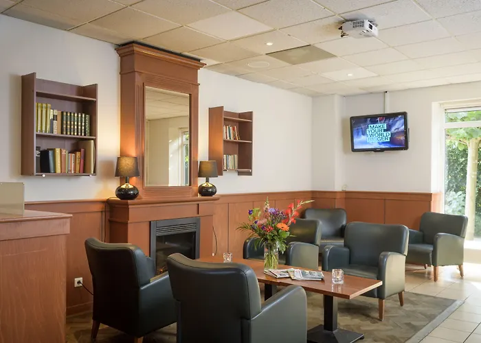 Campanile & Restaurant 3* ברדה