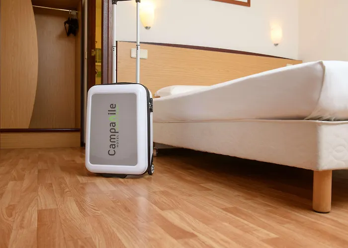 מלון Campanile & Restaurant