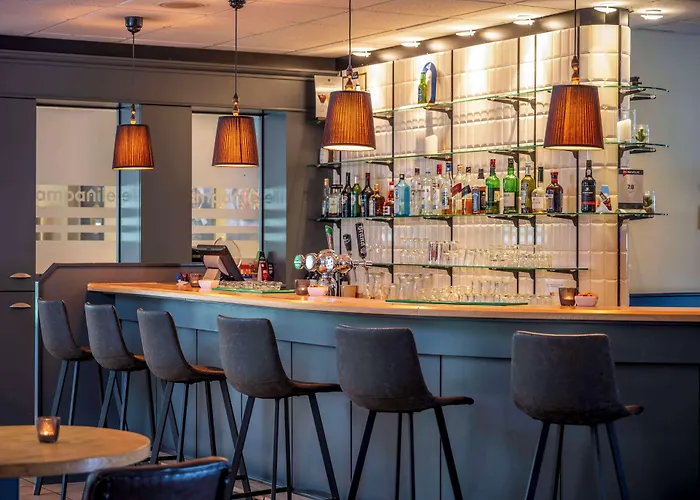 מלון Campanile & Restaurant ברדה