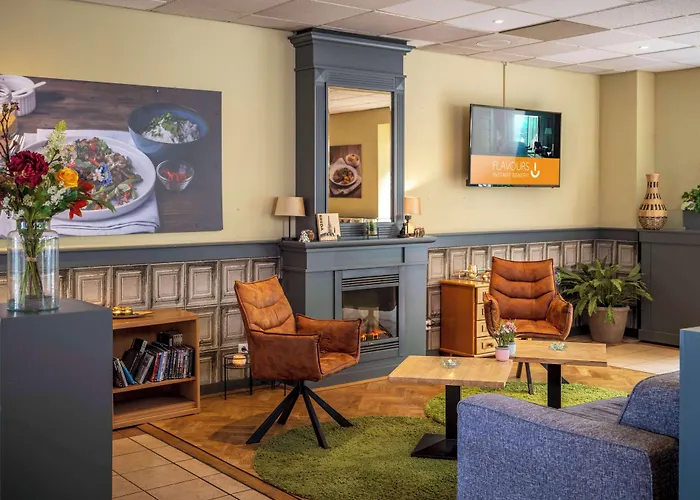 Campanile & Restaurant מלון 3*